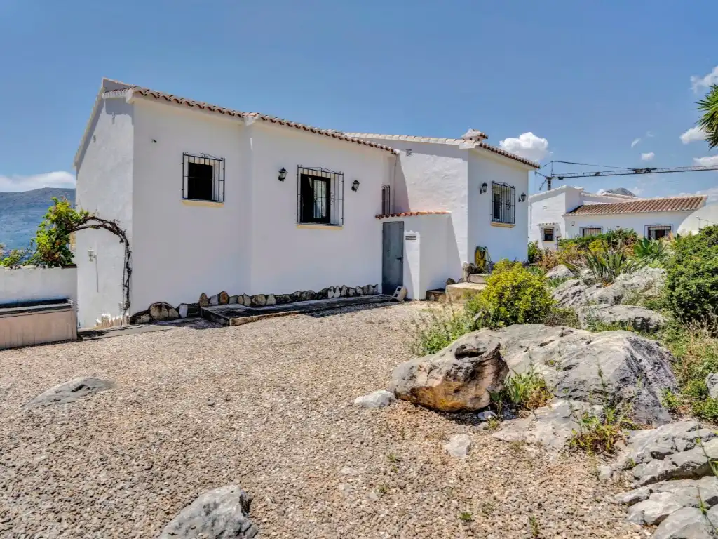 Vista exterior de Casa o xalet en venda en Murla amb Aire condicionat, Calefacció i Jardí privat