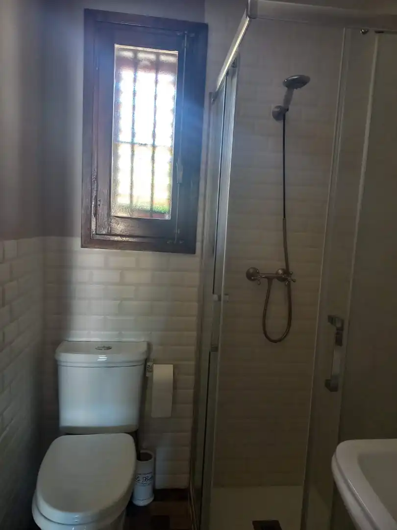 Badezimmer von Haus oder Chalet zum Verkauf in Godelleta mit Möbliert