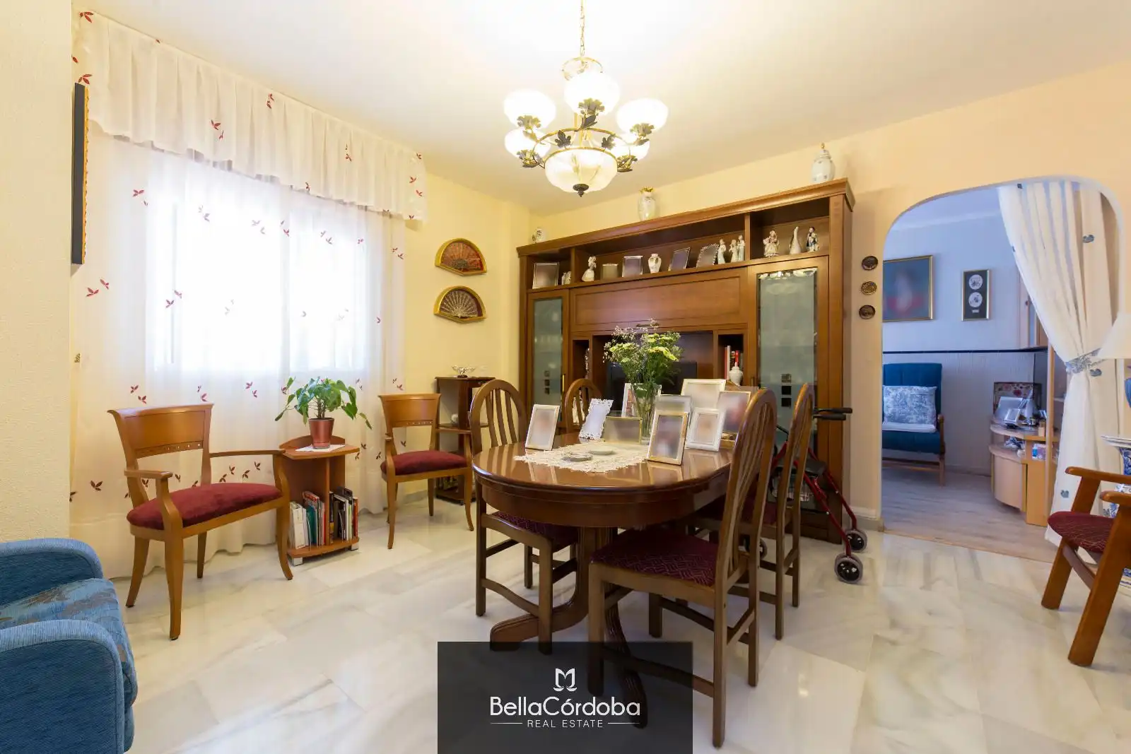 Detached homes for sale in Poniente-Norte - Miralbaida - Parque Azahara