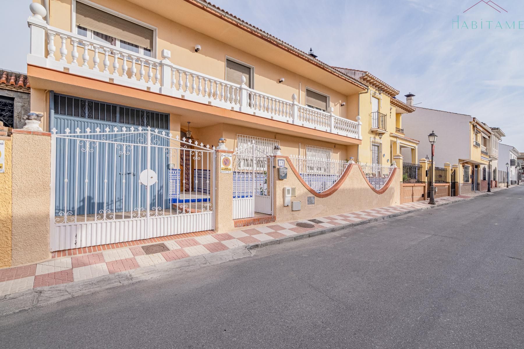 Exterior view of House or chalet for sale in Vegas del Genil  with Air Conditioner, Heating and Terrace