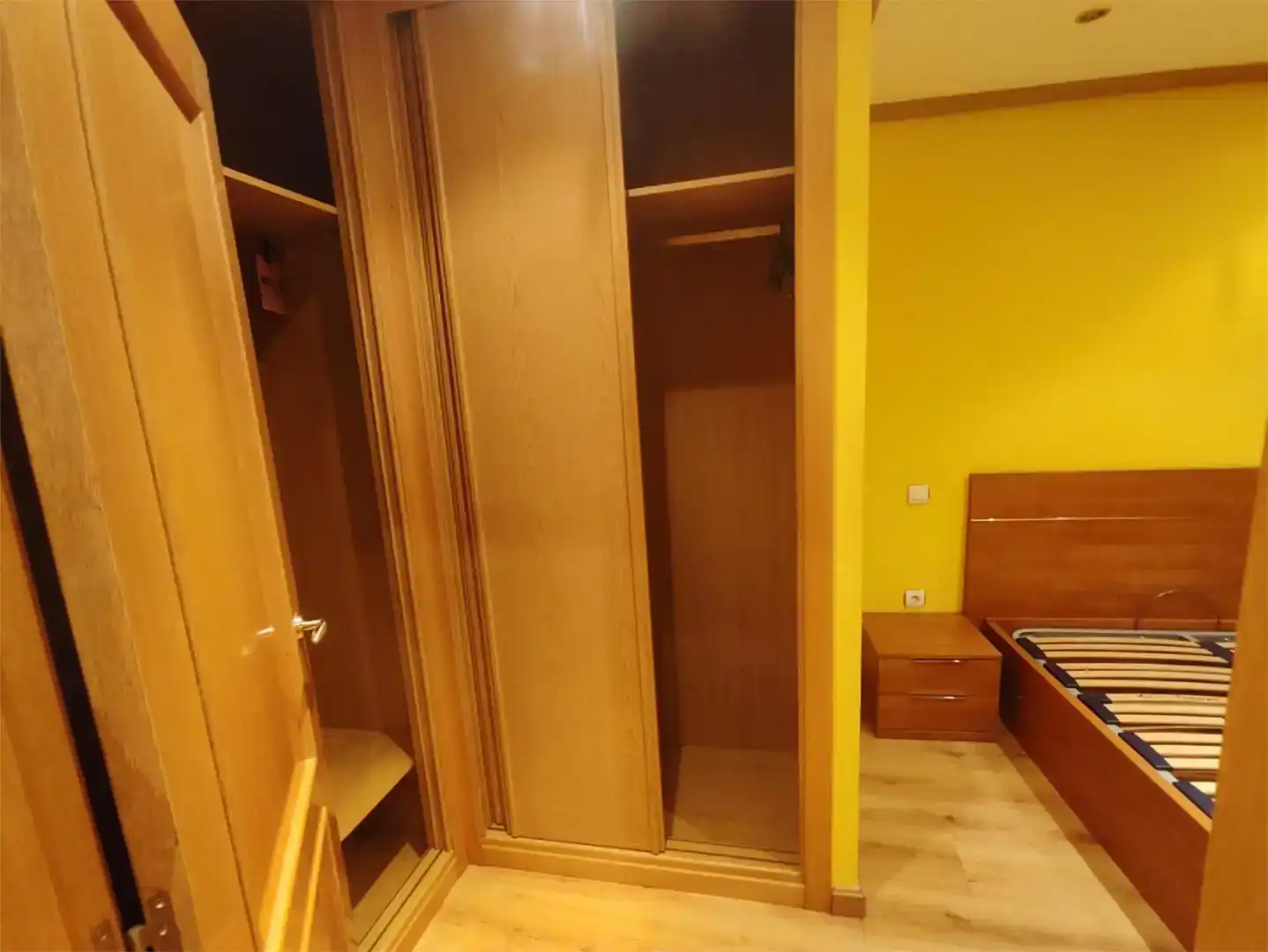 Dormitori de Àtic en venda en Guardo amb Parquet, Moblat i Forn