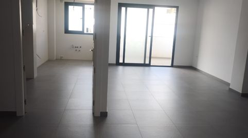 Foto 2 de Piso en venta en Calle de Carlos V, 13, El Industrial, Melilla Capital