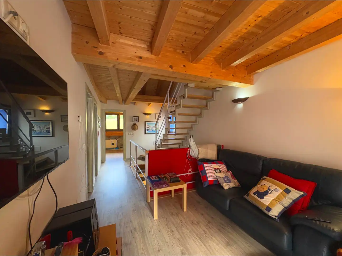Sala d'estar de Casa o xalet en venda en Siero amb Calefacció, Jardí privat i Terrassa
