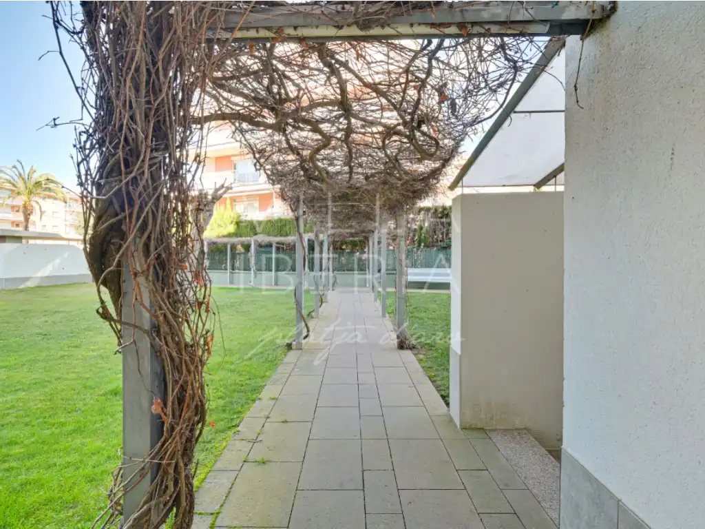 Piano terra con giardino in vendita a Calle Conrad Vilar, imagen 27