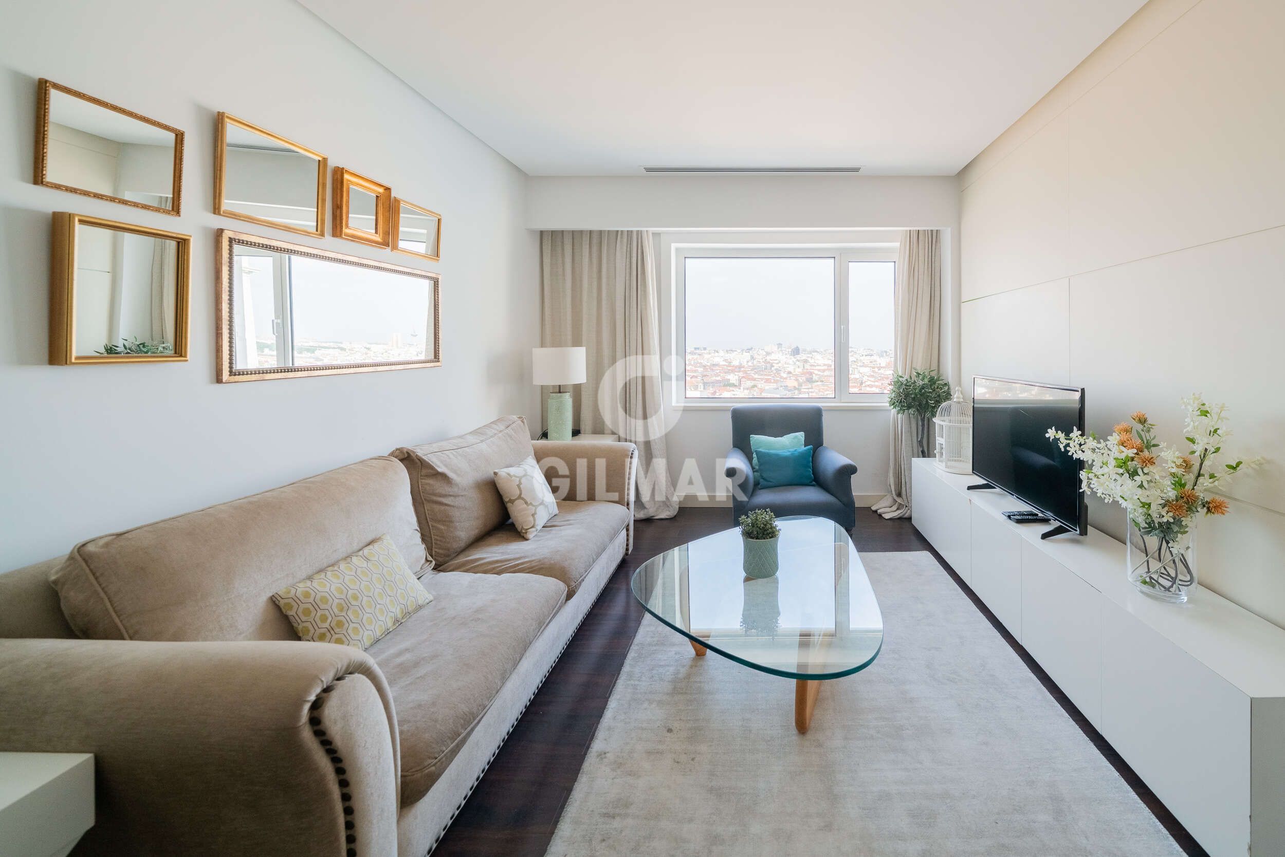 Living room of Flat for sale in  Madrid Capital  with Heating and Swimming Pool