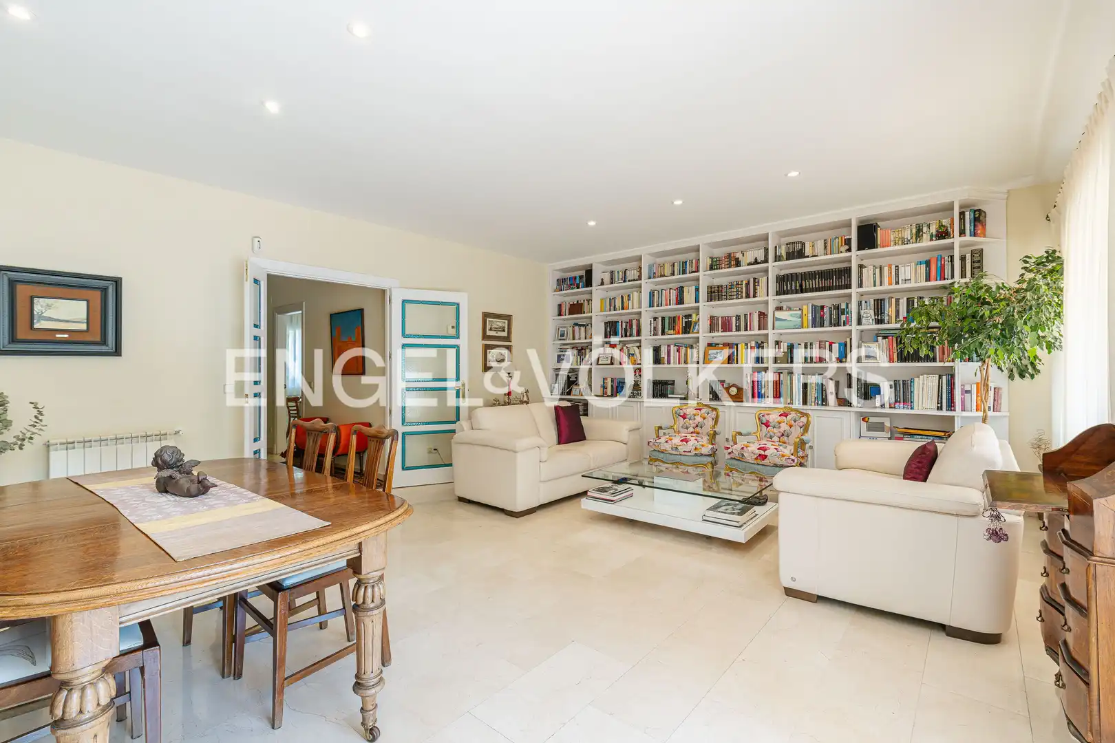 Living room of Detached homes for sale in El Escorial  with Heating, Private garden and Terrace
