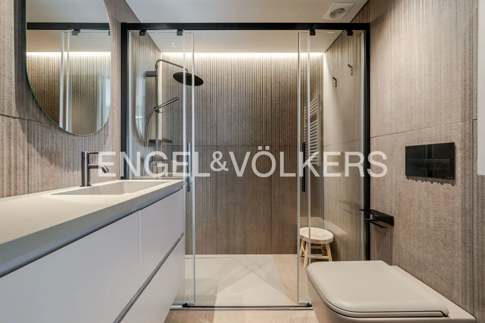 Baño de Dúplex de alquiler en Zarautz con Calefacción, Amueblado y Balcón