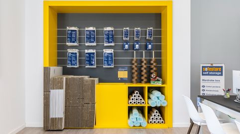 Photo 4 of Storage room for rent in Calle Mijancas, 1, Rejas, Madrid Capital