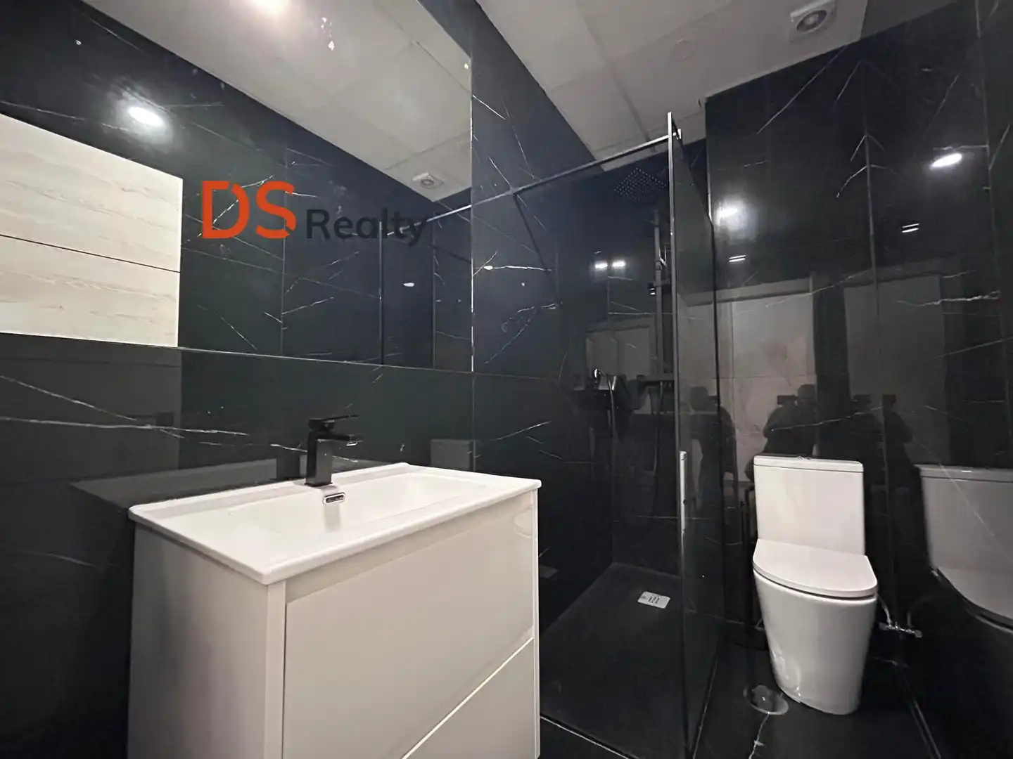 Baño de Planta baja en venta en Tetuán