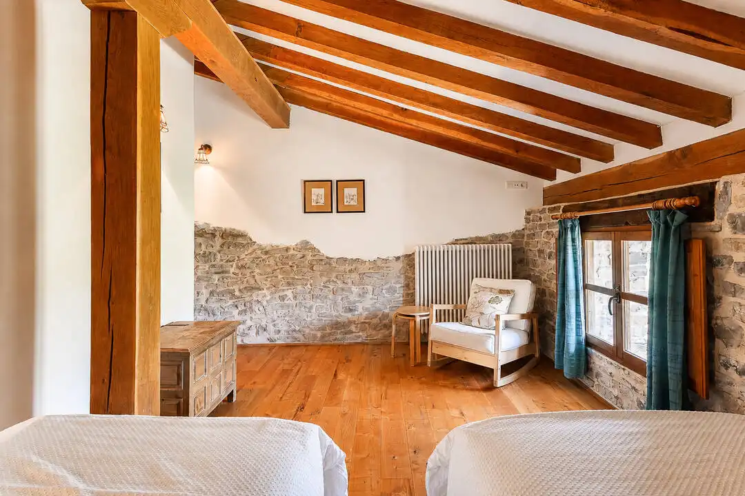 Habitación de Casa o chalet en venta en Ayala / Aiara con Aire acondicionado, Calefacción y Jardín privado