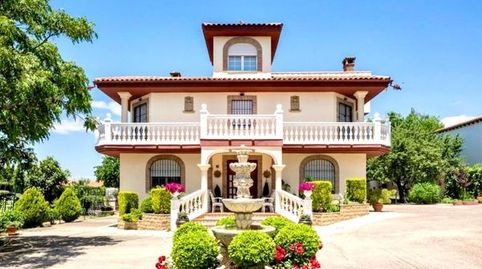 Casa / Chalet adosado en venta en Paseo de las Montalvas, Baeza.
