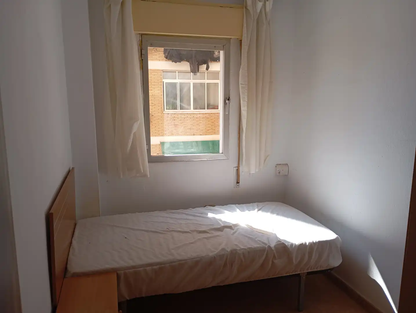 Habitación de Piso en venta en Málaga con Amueblado, Horno y Lavadora