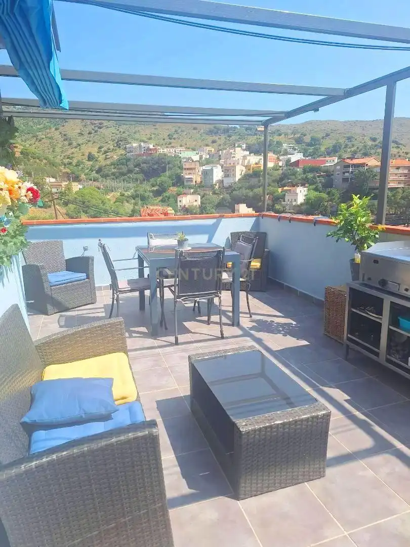 Terraza de Casa o chalet en venta en Portbou con Aire acondicionado, Horno y Lavadora
