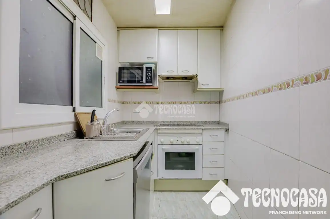 Cocina de Piso en venta en Barcelona con Aire acondicionado, Calefacción y Terraza