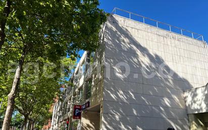 Außenansicht von Büro miete in Valladolid Capital mit Klimaanlage