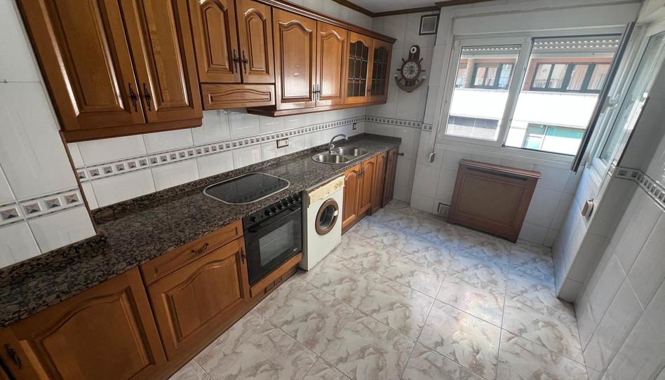 Foto 1 de Pis en venda a Calle San Luis, Barrio del Centro, Asturias