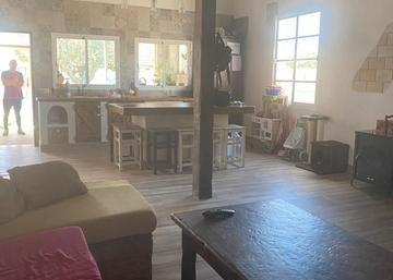 Sala d'estar de Casa o xalet en venda en Chiclana de la Frontera amb Aire condicionat i Terrassa