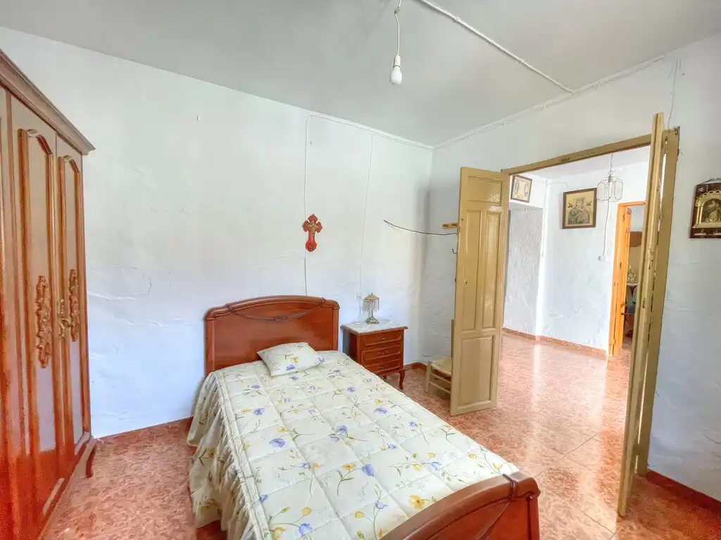 Habitación de Finca rústica en venta en Colmenar con Terraza, Amueblado y Balcón