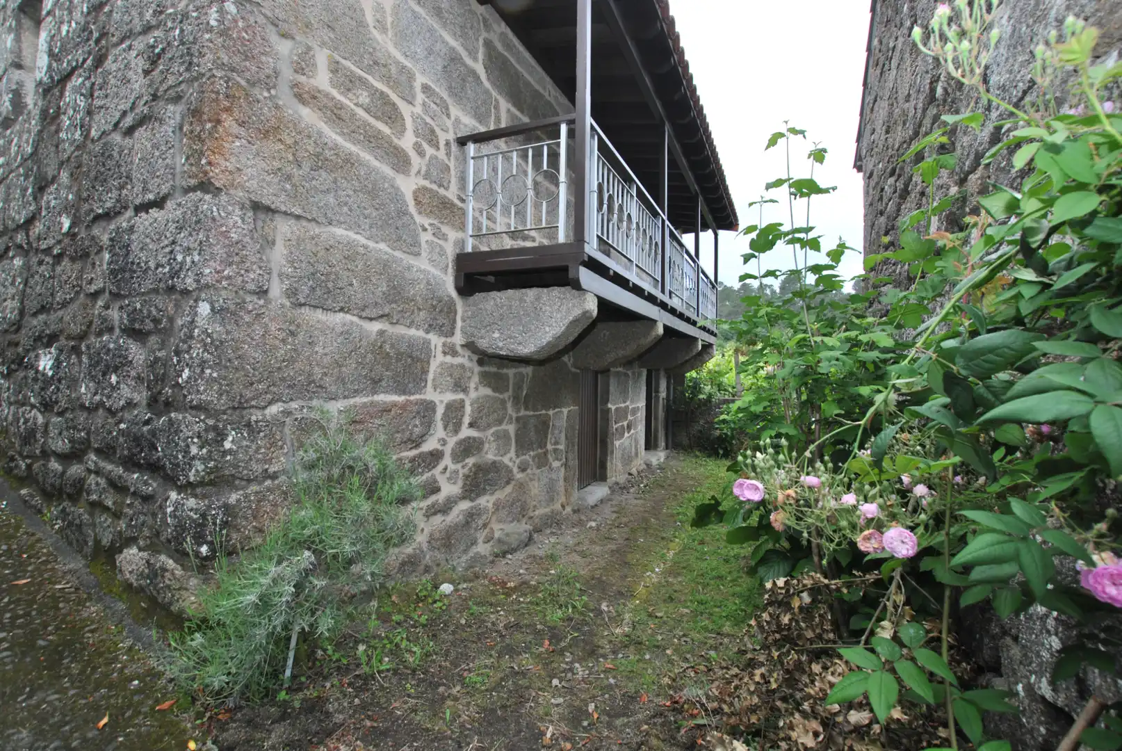 Vista exterior de Casa adosada en venta en A Arnoia con Terraza, Trastero y Horno