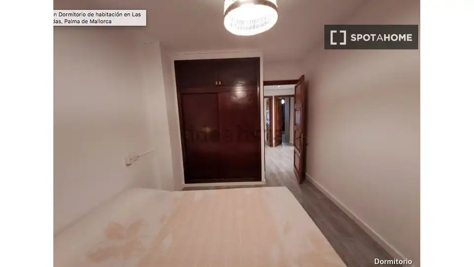 Bedroom of Flat for share in  Palma de Mallorca  with Air Conditioner, Heating and Furnished