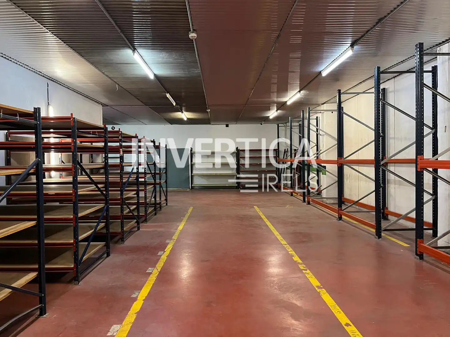 Industriegebäude zur Miete in Carrer del Metall 6, imagen 3