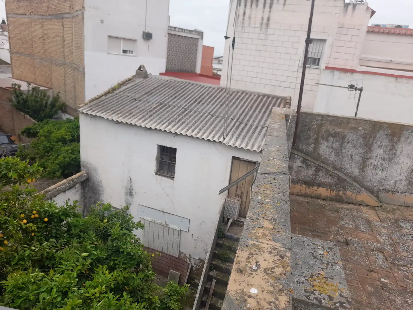 Vista exterior de Casa o xalet en venda en La Algaba amb Calefacció, Moblat i Rentadora