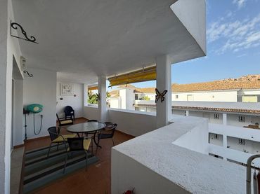Apartament amb piscina en venda a Calahonda
