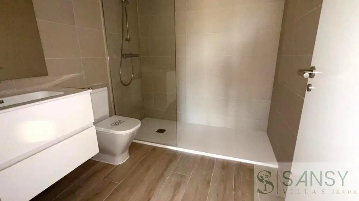 Baño de Apartamento en venta en Doñinos de Salamanca con Aire acondicionado, Calefacción y Terraza