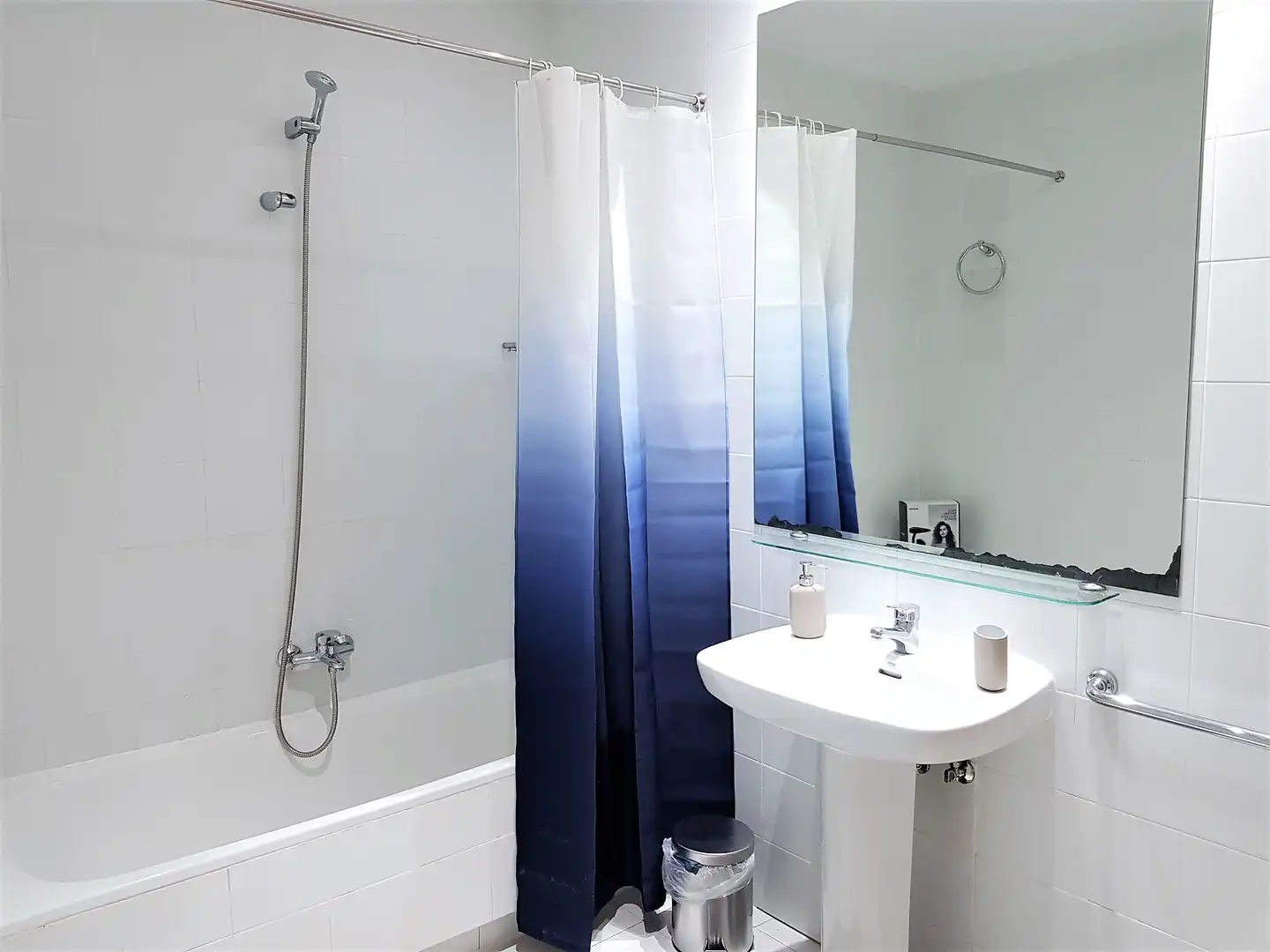 Flat for rent in Plaza de Santa Ana, Cortes - Huertas