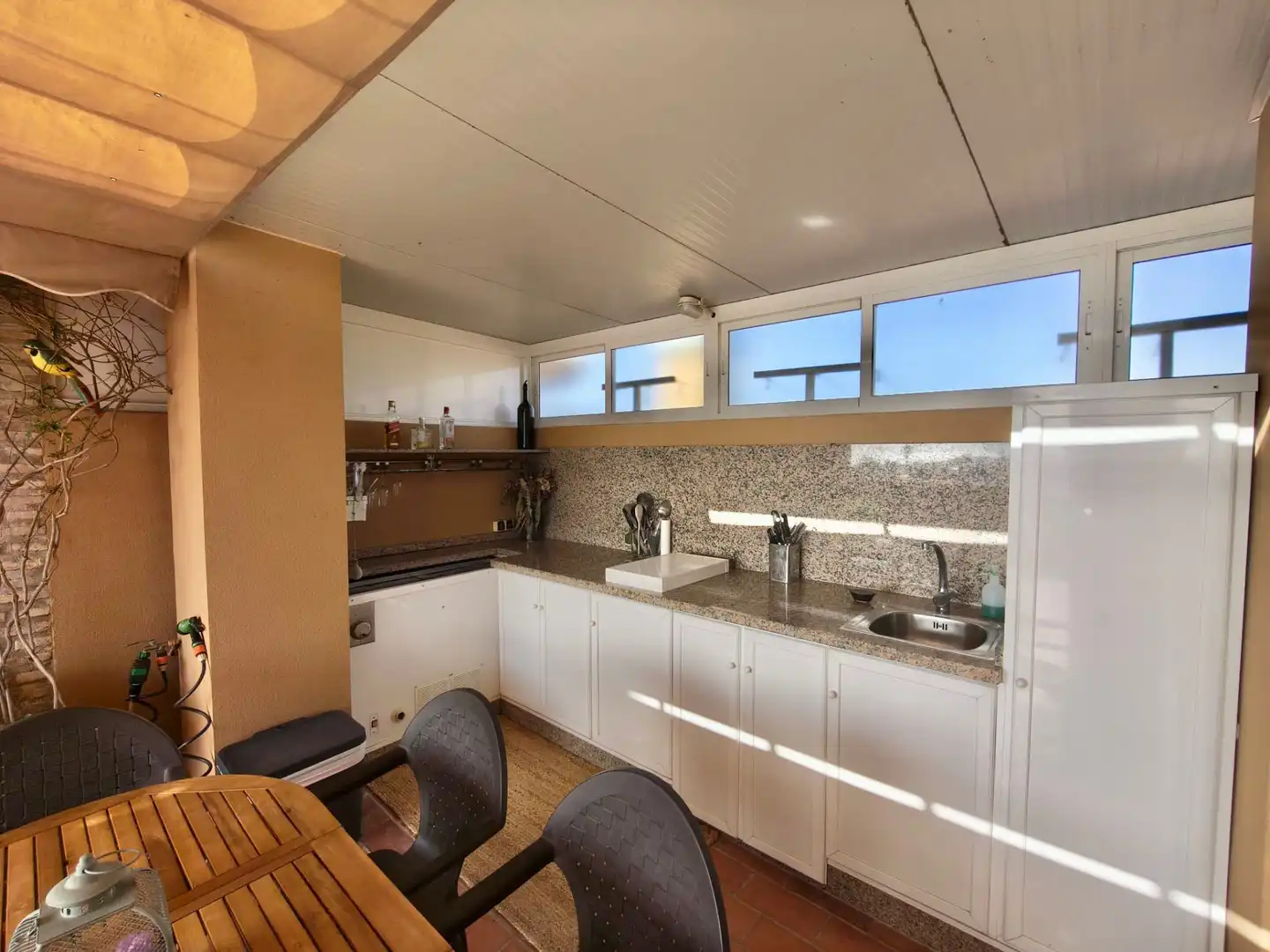Cuina de Dúplex en venda en La Antilla amb Terrassa, Traster i Moblat