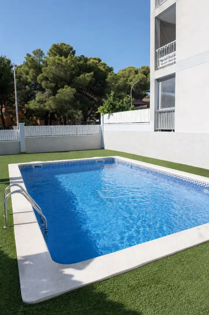 Piscina de Pis en venda en Roda de Berà amb Aire condicionat, Balcó i Piscina comunitària