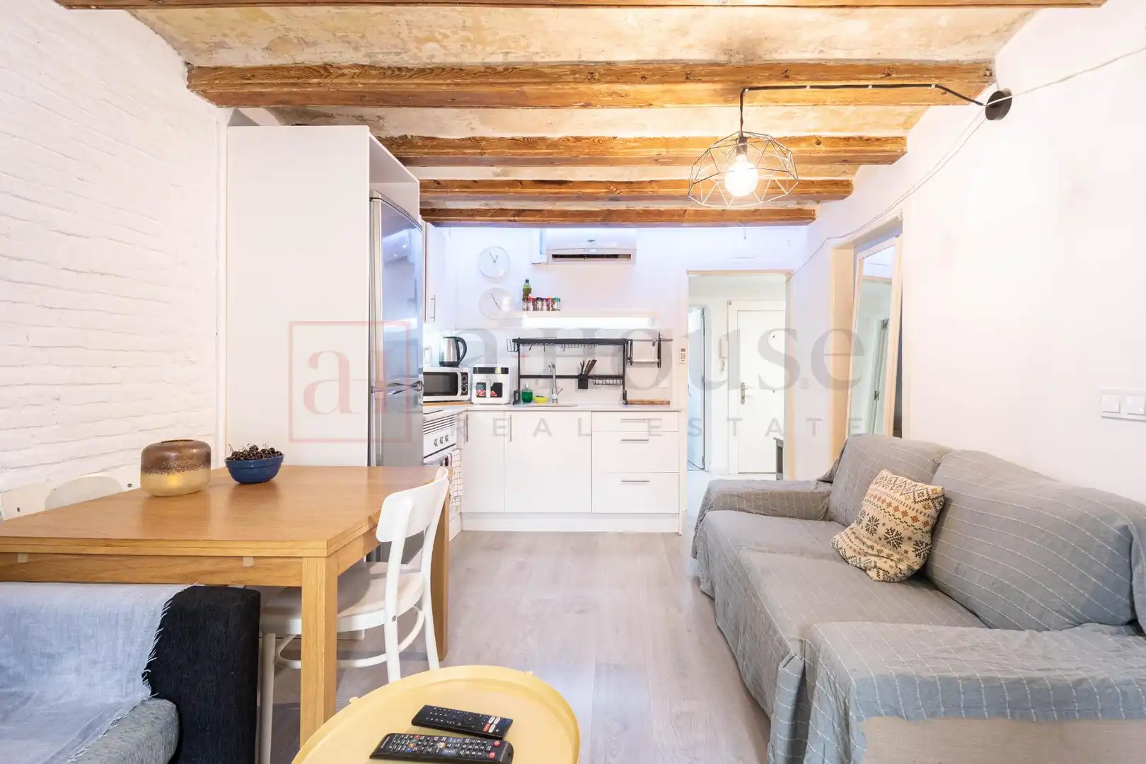 Appartamento con terrazza in vendita a Calle ESCUDELLERS, imagen 5