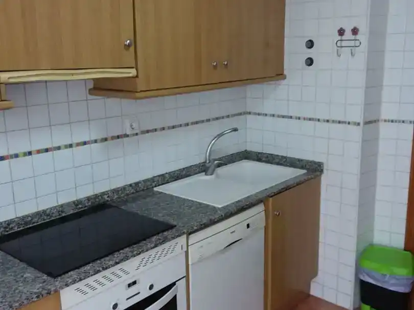 Küche von Dachboden zur Miete in Gandia mit Klimaanlage, Möbliert und Balkon