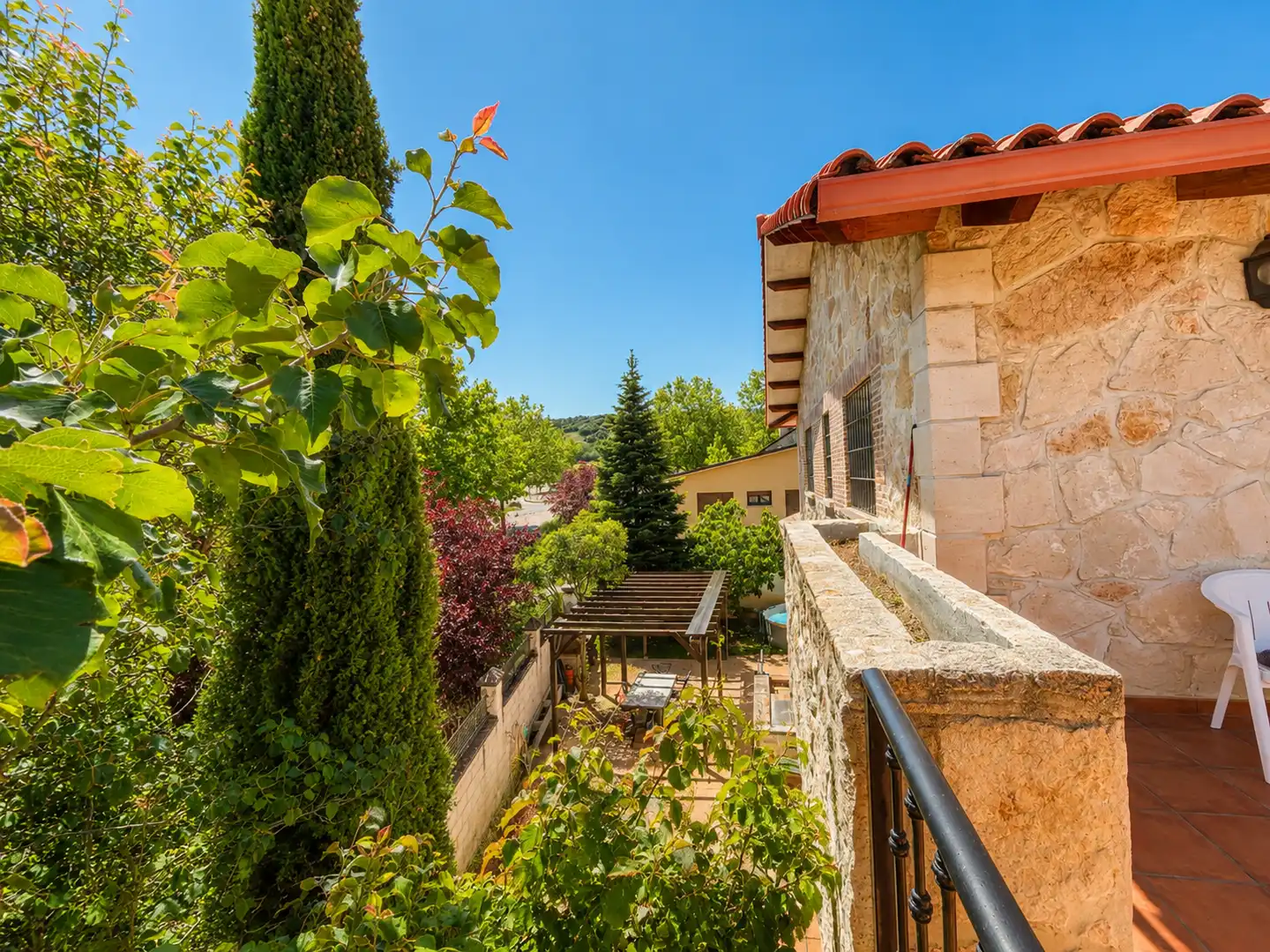 Terrassa de Casa o xalet en venda en Guadarrama amb Calefacció, Jardí privat i Parquet