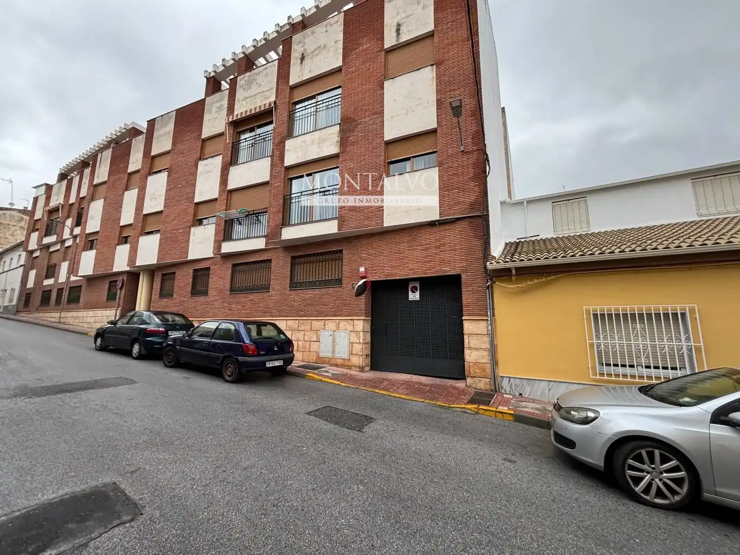 Exterior view of Storage room for rent in Atarfe