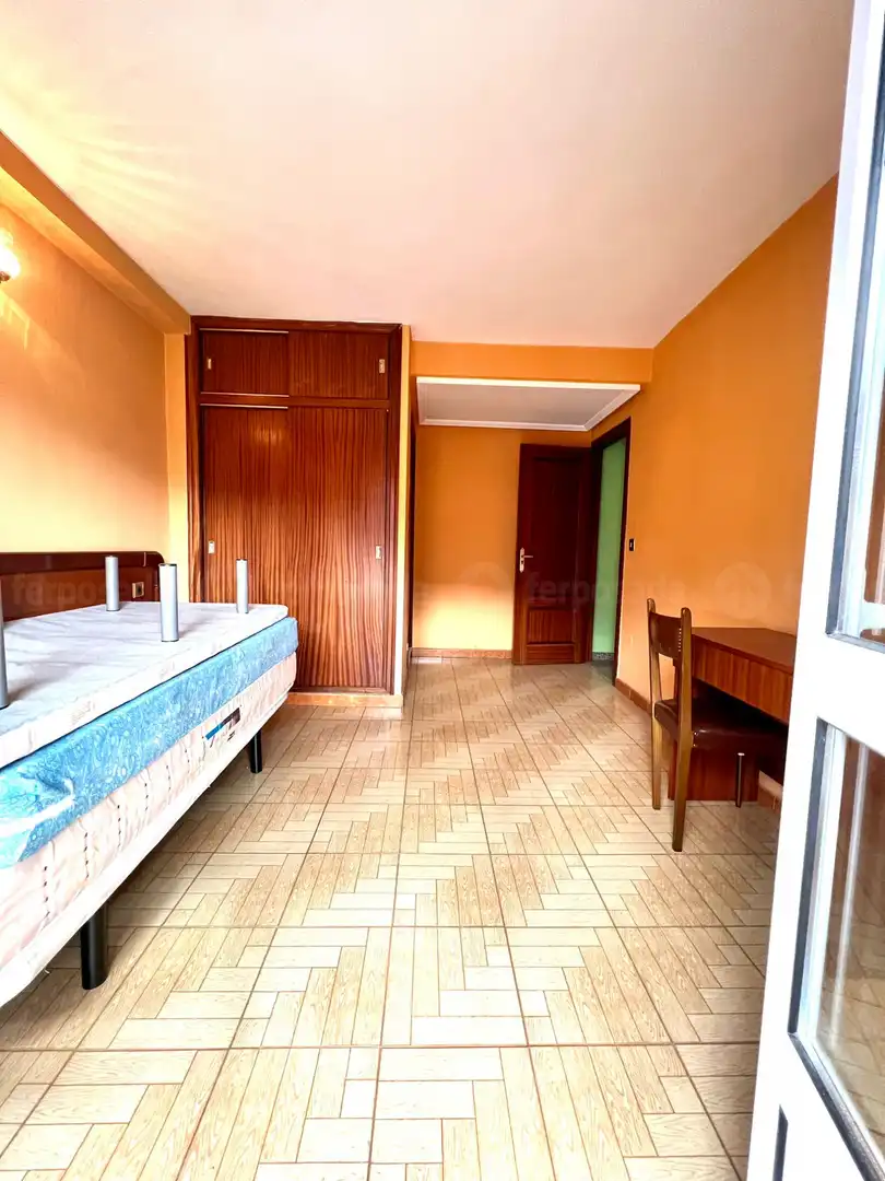 Schlafzimmer von Geschaftsraum zum Verkauf in Aller