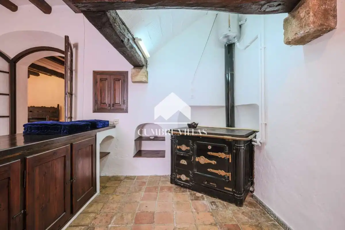 Cuina de Casa o xalet en venda en Sant Pere de Ribes amb Calefacció, Terrassa i Traster
