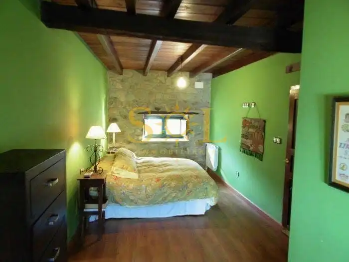 Habitación de Casa o chalet en venta en Boca de Huérgano con Calefacción, Jardín privado y Parquet