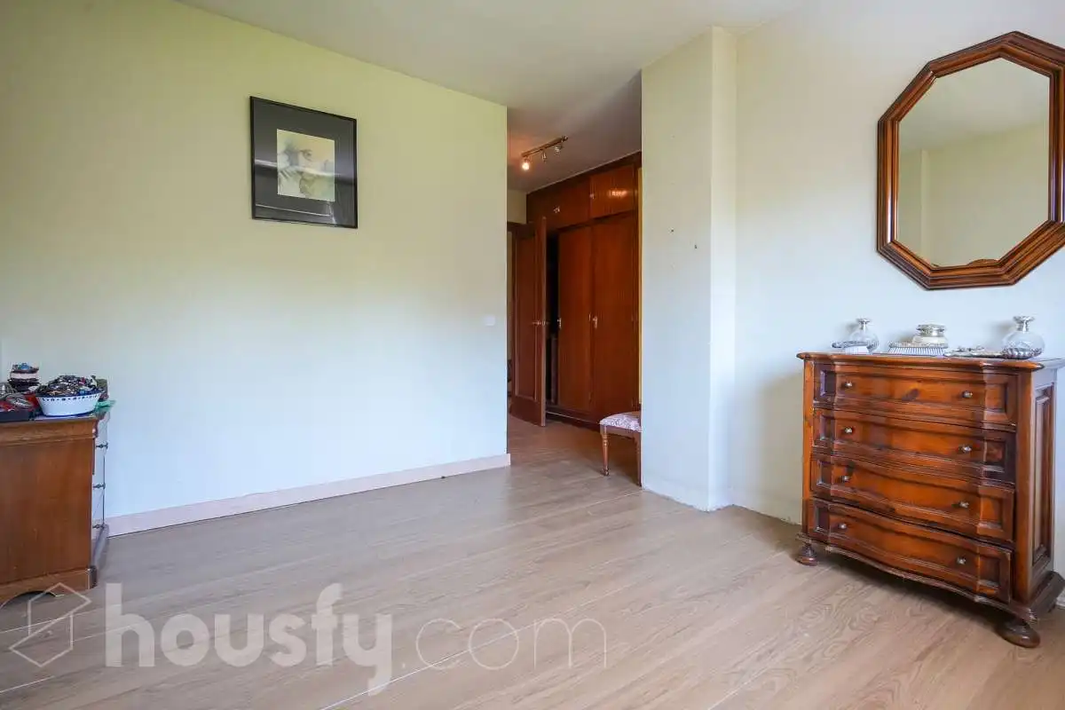 Bedroom of Houses for sale in Madrid  with Air Conditioner, Heating and Private garden