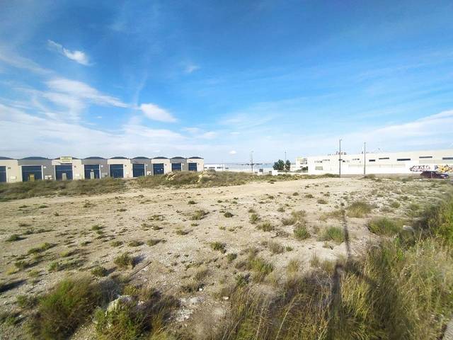 Terreno residencial en Venta en Ajedrea, 13-15 en Cartuja Baja