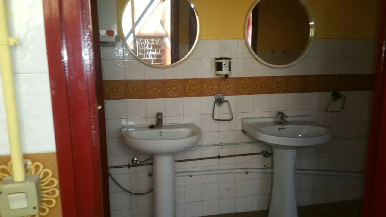 Bathroom of Industrial buildings for sale in Santa Perpètua de Mogoda