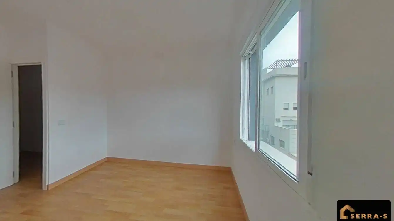 Bedroom of Flat for sale in Mataró  with Parquet flooring and Terrace