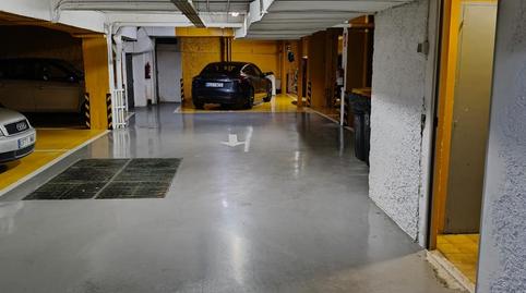 Photo 3 of Garage for sale in Mariano de Cavia, Jerónimos, Madrid