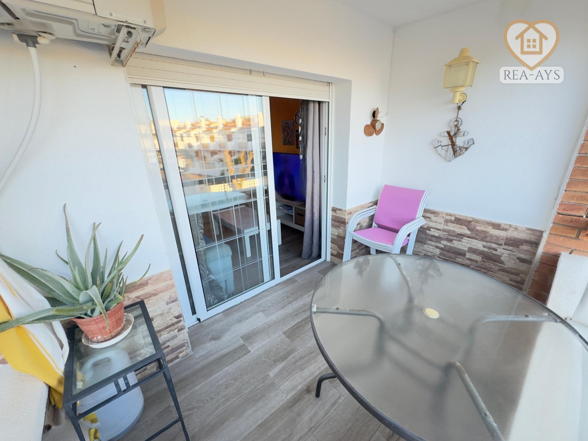 Terrassa de Pis en venda en Cubelles amb Aire condicionat i Balcó