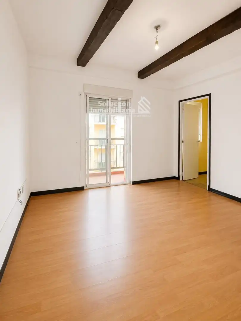 Schlafzimmer von Wohnung zum Verkauf in Salamanca mit Heizung, Terrasse und Balkon