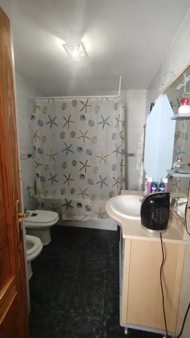 Bathroom of Flat for sale in Baza  with Heating and Furnished