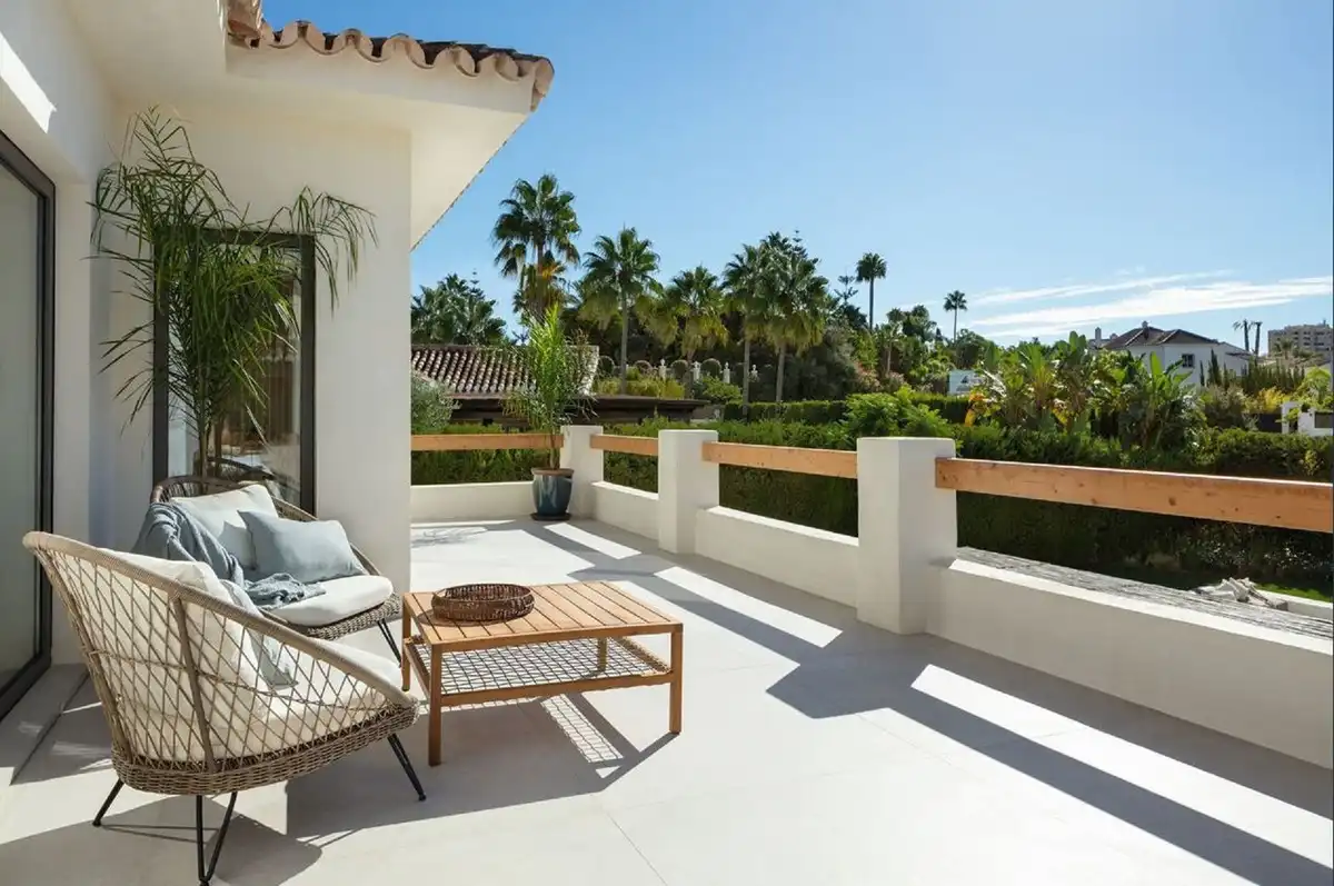 Chalet con piscina en venta en Nueva Andalucía, imagen 8