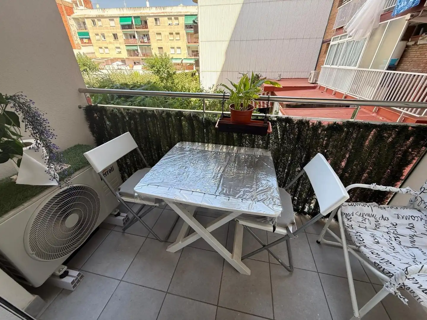 Terrasse von Wohnung zum Verkauf in Pineda de Mar mit Klimaanlage, Heizung und Möbliert