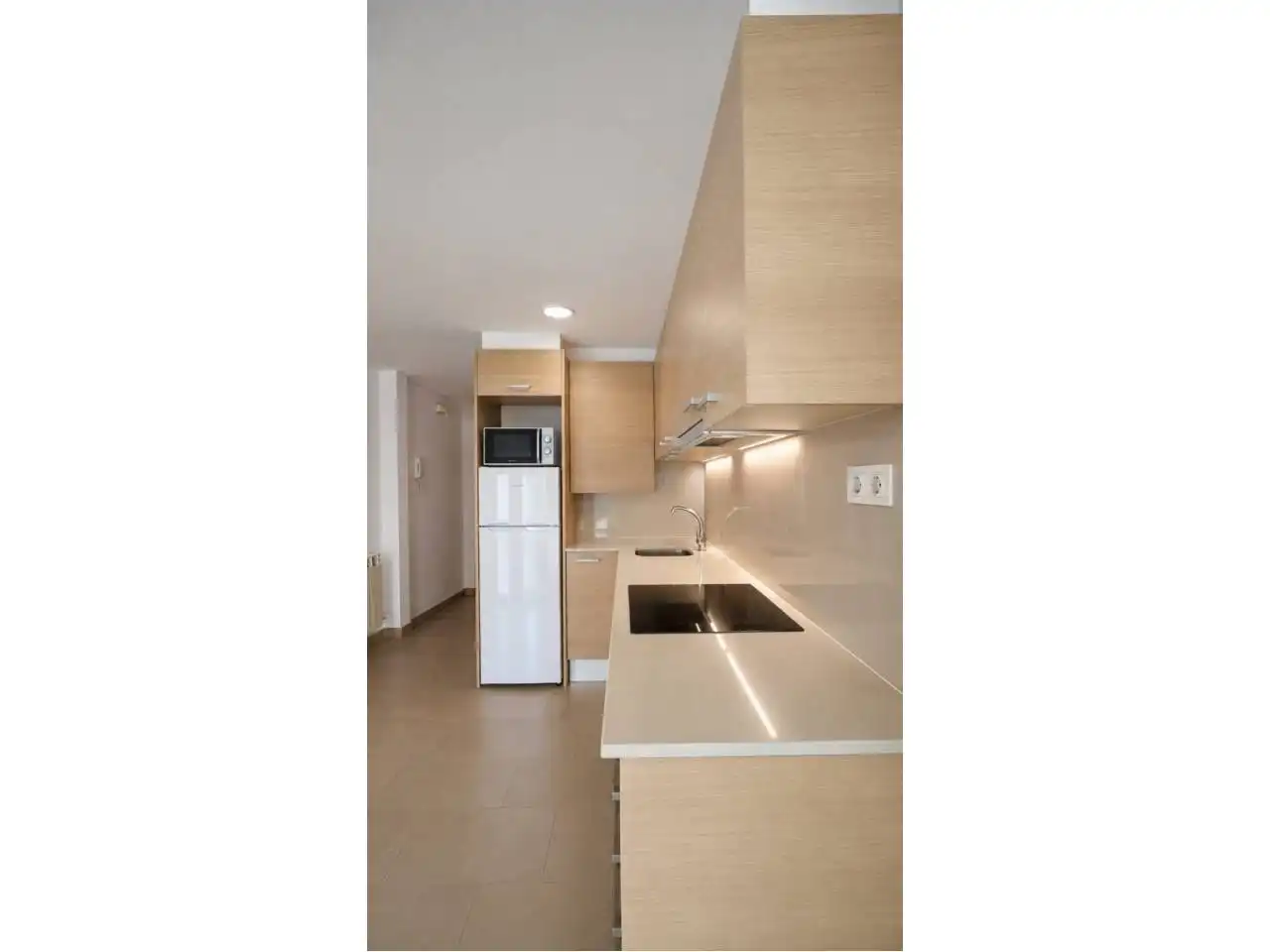 Cocina de Estudio en venta en Girona con Trastero