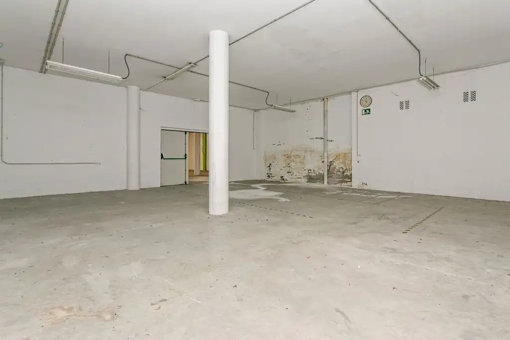 Gewerbefläche zur Miete in C/ Bergueda, imagen 23